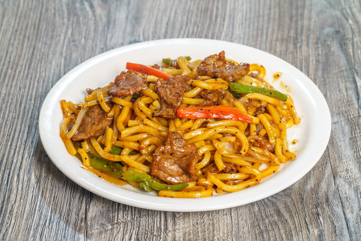 Stir-fried beef udon noodles with vegetables at J&L Chinese Cafe, a Chinese Restaurant in Pasadena