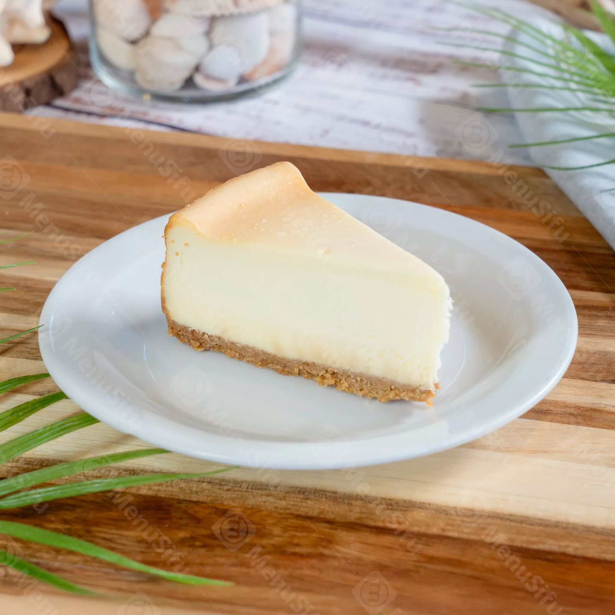 Classic New York cheesecake at Juicy Seafood And Bar, a Seafood Restaurant in TX