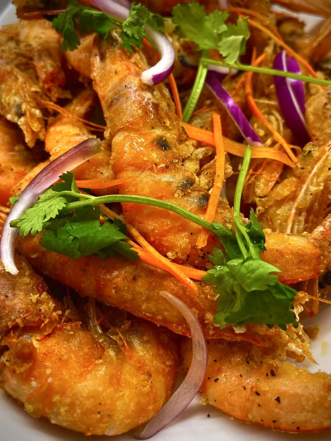 Crispy Prawns with Veggies - Fried crispy prawns paired with colorful vegetables at JW Asian Seafood Buffet, a Buffet restaurant in Long Island City