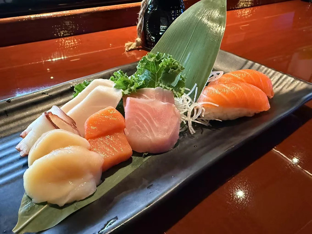 Sashimi & Sushi at Kashi Sushi，a Japanese Restaurant in Queensbury