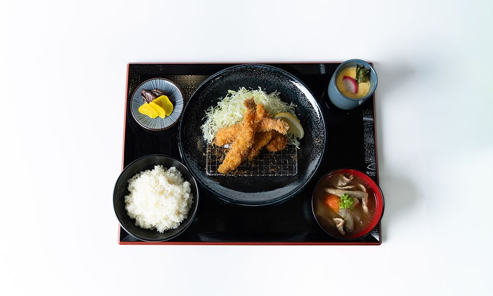 Japanese fried shrimp set meal with rice and pickles