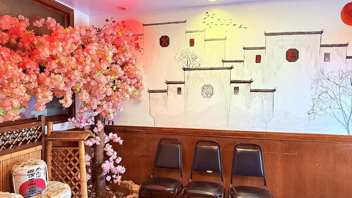 Kobe-Japanese-Steakhouse-Japanese-Restaurant-Waiting-Area-San-Antonio Japanese - styled waiting area with cherry blossom decor