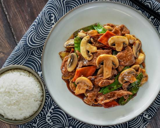 Koi-Wok-Inn-Chinese-restaurant-Beef-w.Mushroom-Boynton-Beach Beef and mushrooms stir - fried, served with rice at Koi Wok Inn,a Chinese Restaurant in Boynton Beach