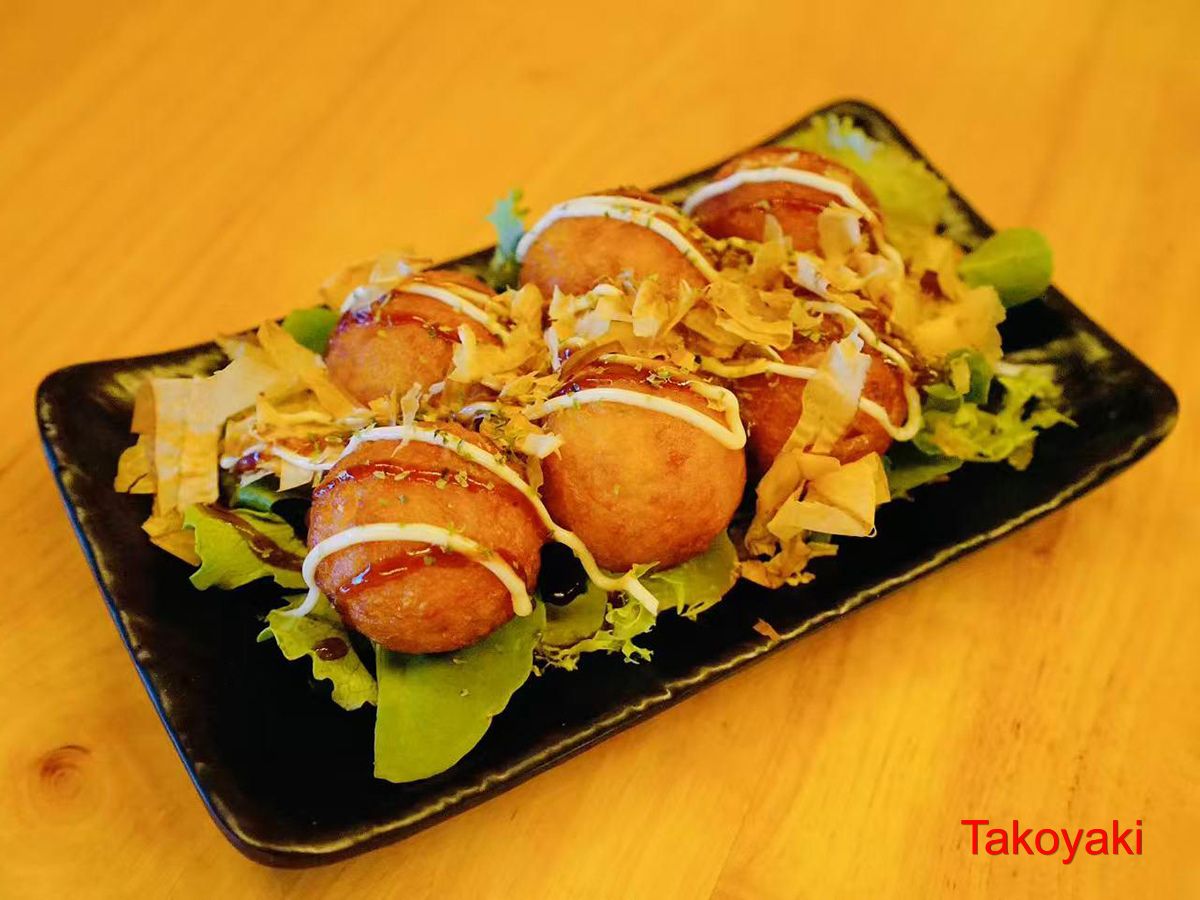 Takoyaki at Kungfu Noodles, a Ramen restaurant in Port Hueneme