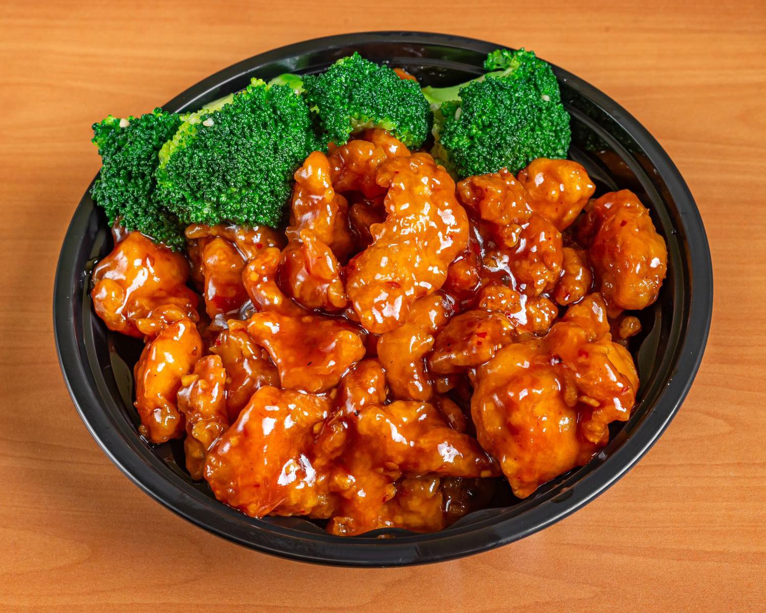 Kungfu-Rice-Asian-Restaurant-Sweet-and-Sour-Chicken-Pieces-and-Broccoli-Houston Sweet and Sour Chicken Pieces and Broccoli at Kungfu Rice,a Asian Restaurant in Houston