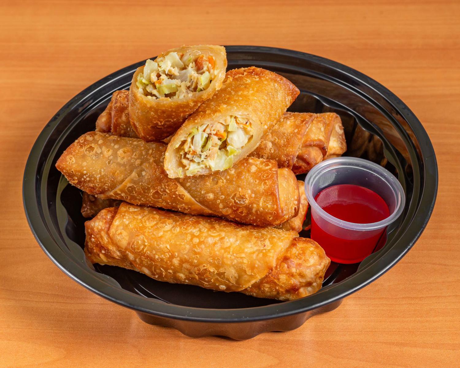 Kungfu-Rice-Asian-Restaurant-Fried-Spring-Rolls-Houston Fried Spring Rolls and Dipping Sauce at Kungfu Rice,a Asian Restaurant in Houston