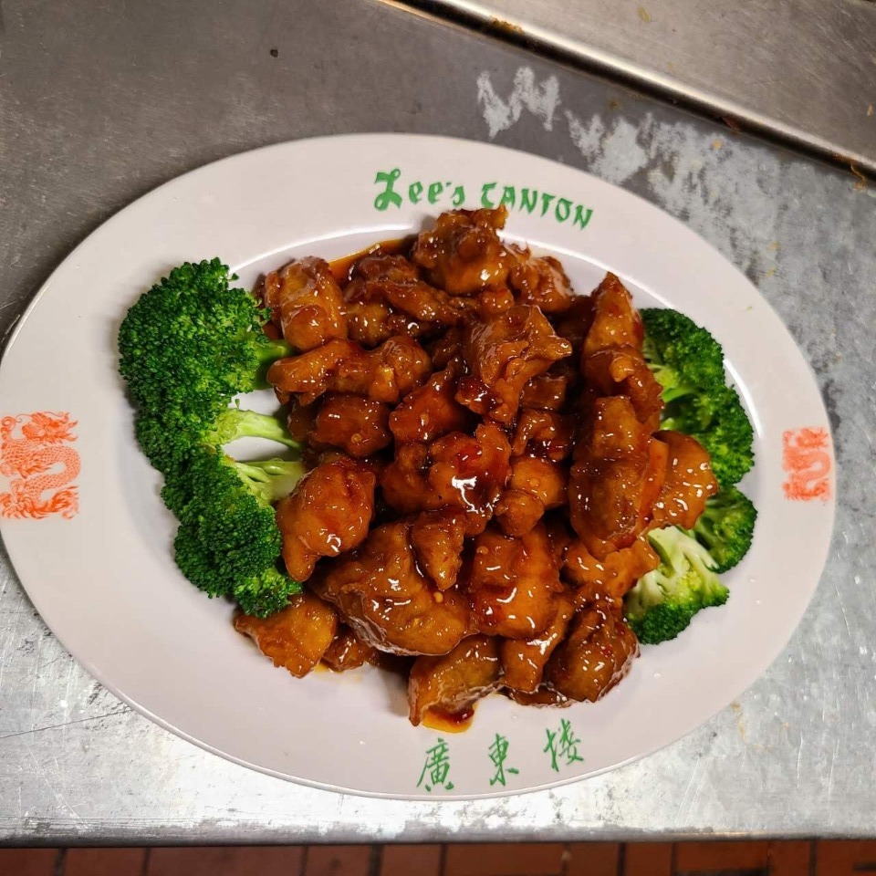 Lee's-Canton-Chinese-Restaurant-General-Chicken-Yuba-City General Chicken at Lee's Canton Chinese Restaurant, a Chinese restaurant in Yuba City