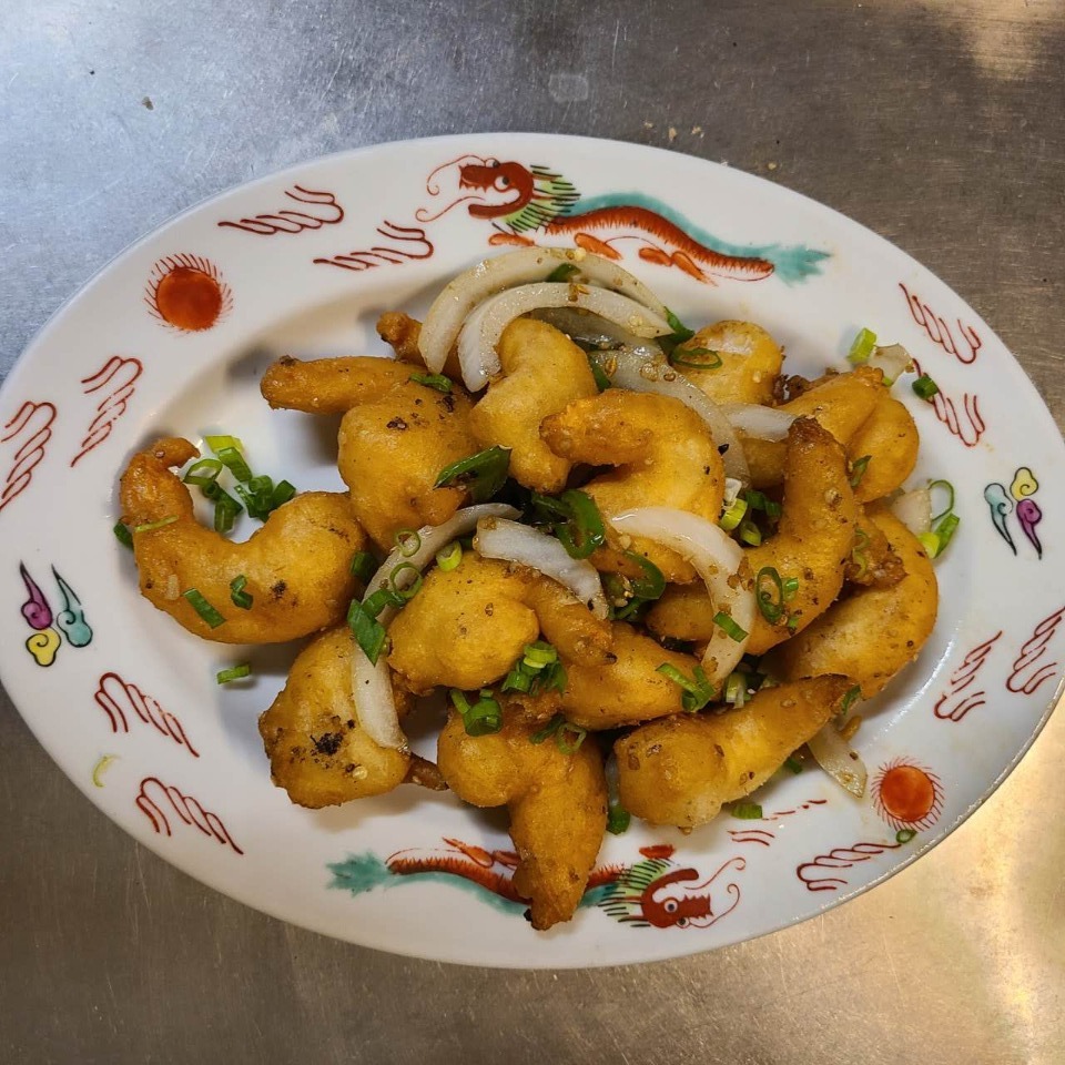 Lee's-Canton-Chinese-Restaurant-Salt-&-Pepper-Prawns-Yuba-City Salt & Pepper Prawns at Lee's Canton Chinese Restaurant, a Chinese restaurant in Yuba City