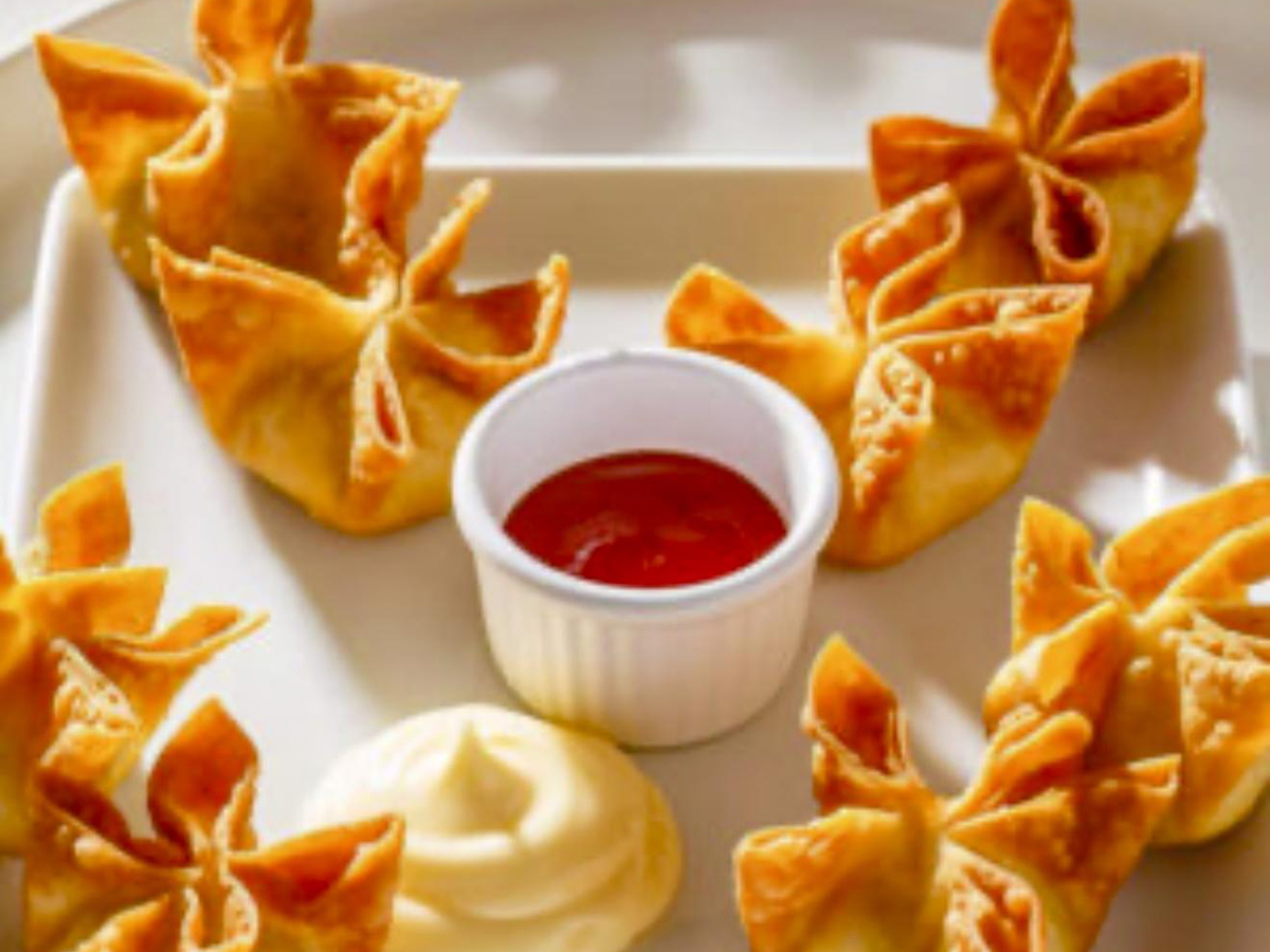 Carb and Choose Rangoon at Little Peking，a Chinese Restaurant in Fresno