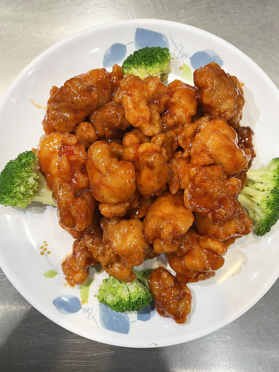 Orange Chicken at Lucki Panda，a Chinese Restaurant in Henderson