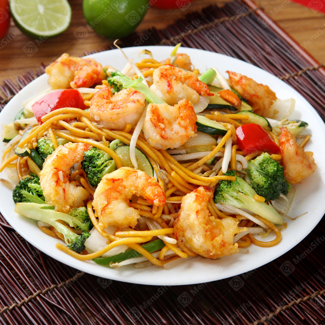 shrimp chow mein at Magic Wok，a Chinese Restaurant in Fontana
