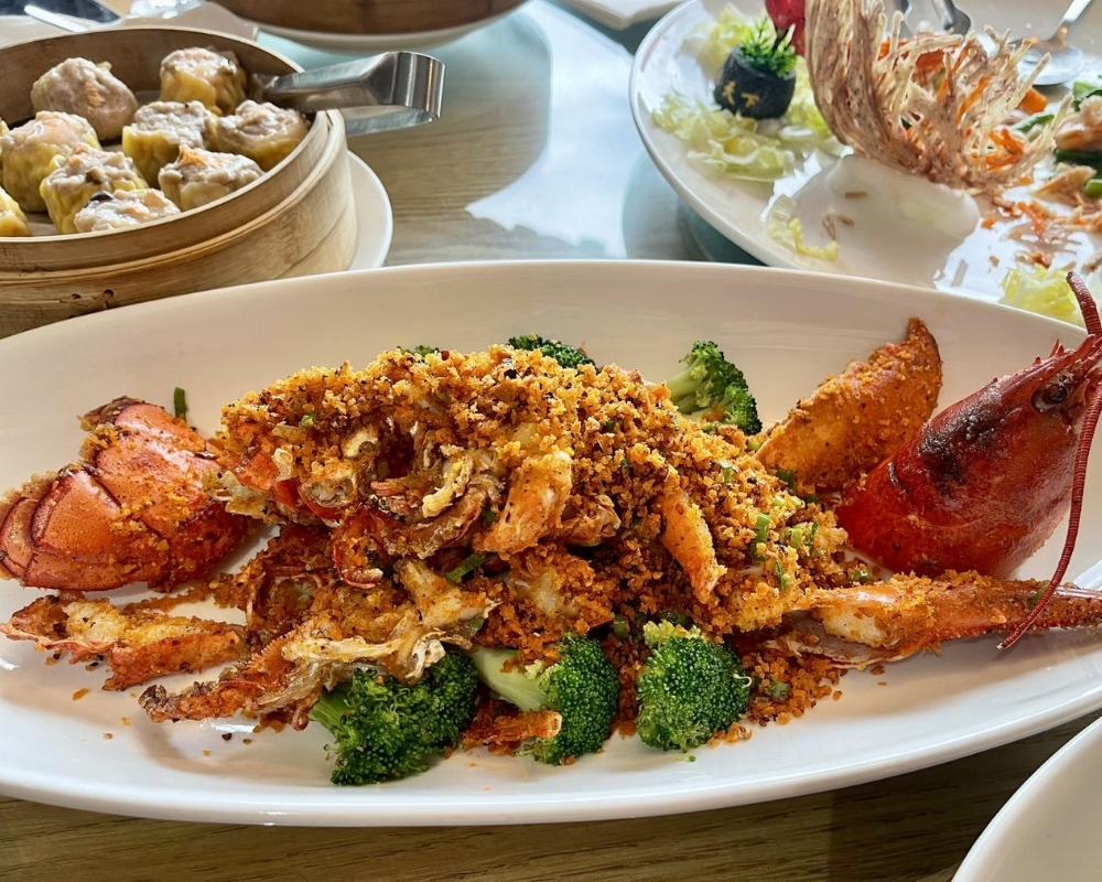 Typhoon shelter style Boston lobster with broccoli at Mama Chang，a Chinese Restaurant in Colmar