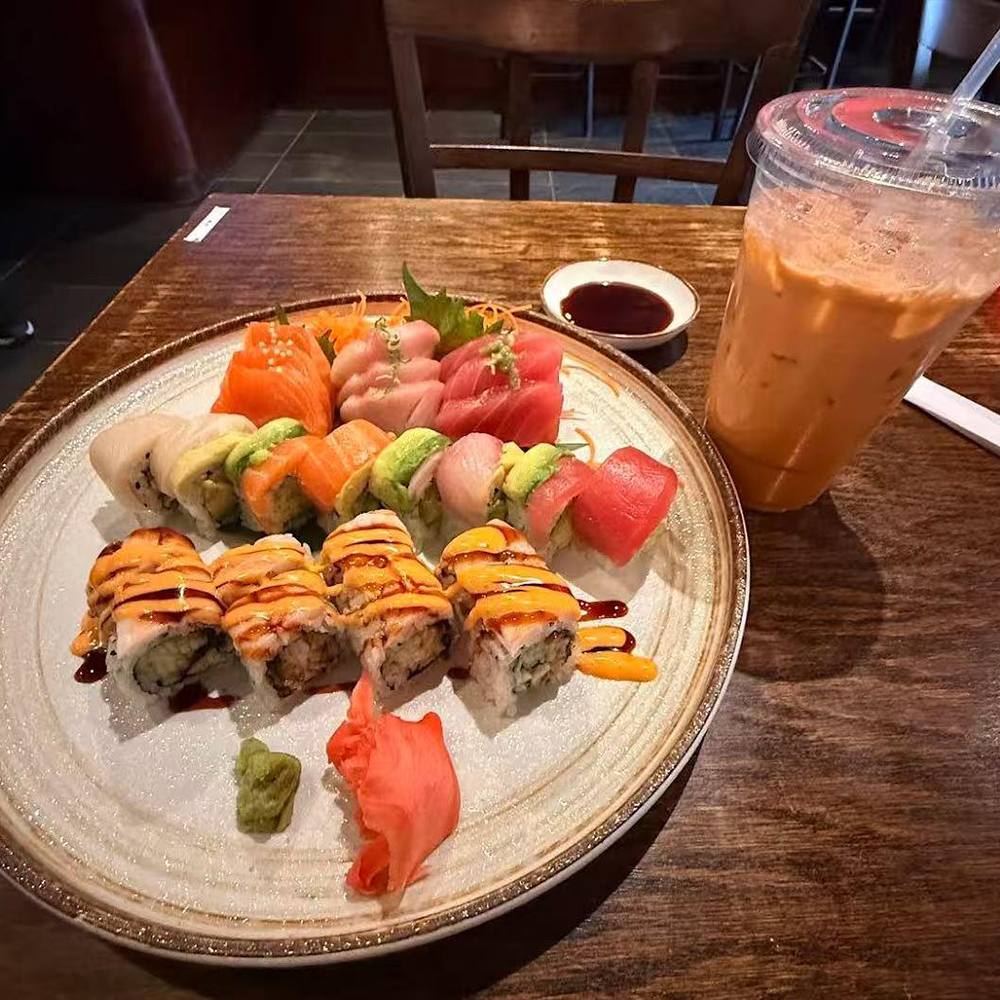 Sushi & Sashimi Combo with Thai Iced Tea at Mei Tzu Sushi Bar & Kitchen, Asian-style Restaurant in East Windsor