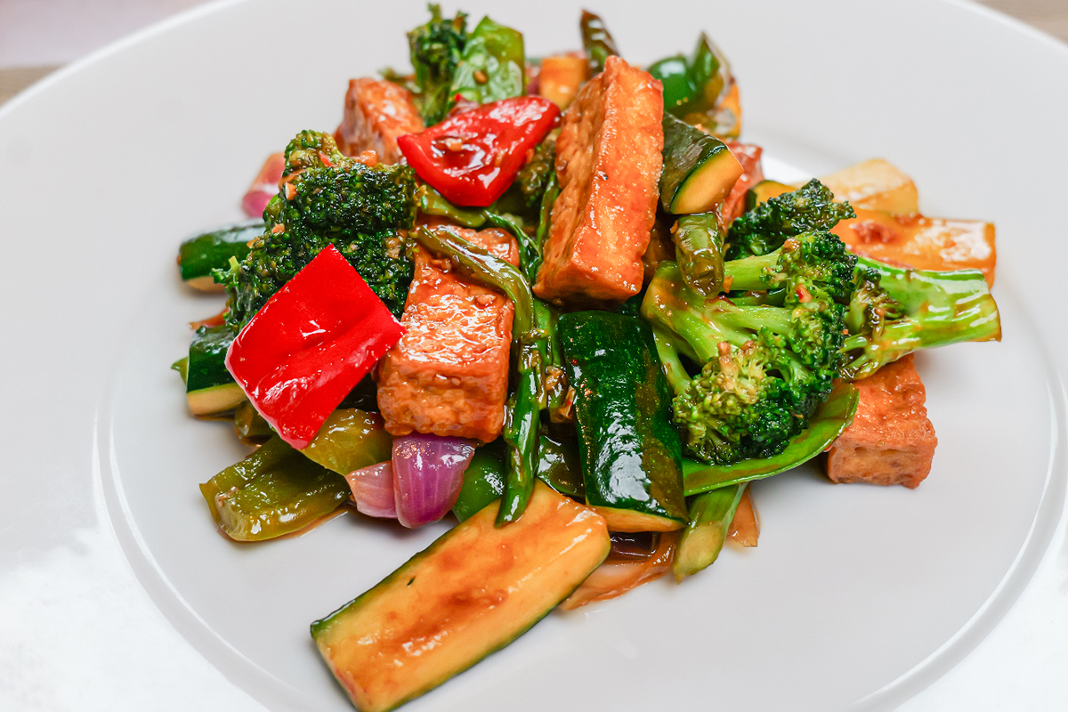 basil tofu at M Fresh，a Asian Fusion Restaurant in Duncan