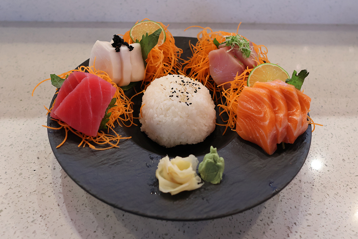 Sashimi Platter at M Fresh，a Asian Fusion Restaurant in Duncan