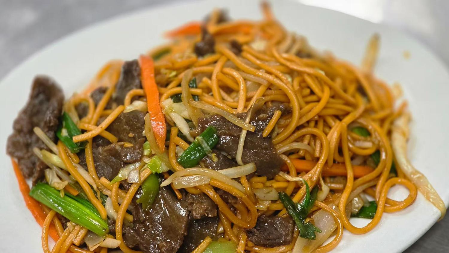 Beef Chow Mein at Mikasa Window Rock, Chinese Restaurant in Window Rock