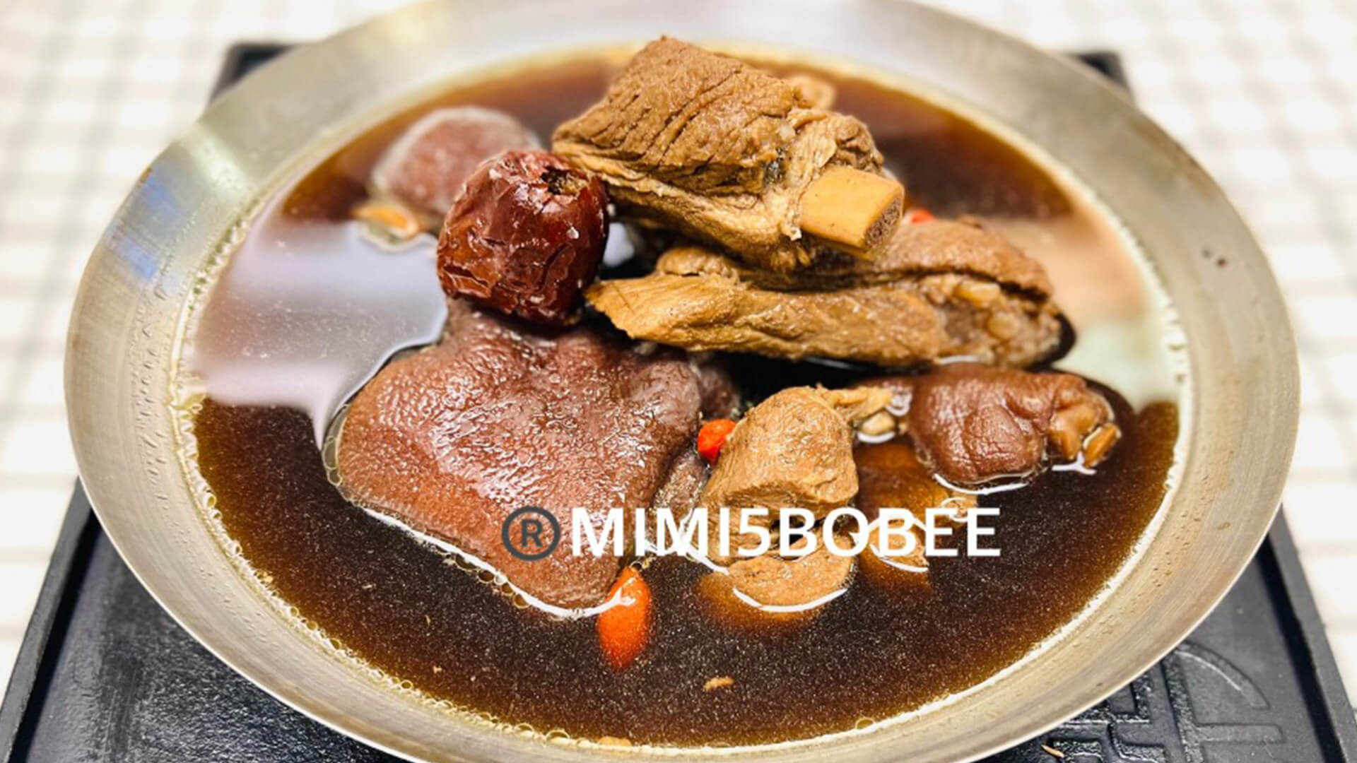 Herbal Spare Rib Hot Pot at MIMI 5 BOBEE, a Taiwanese restaurant in CA