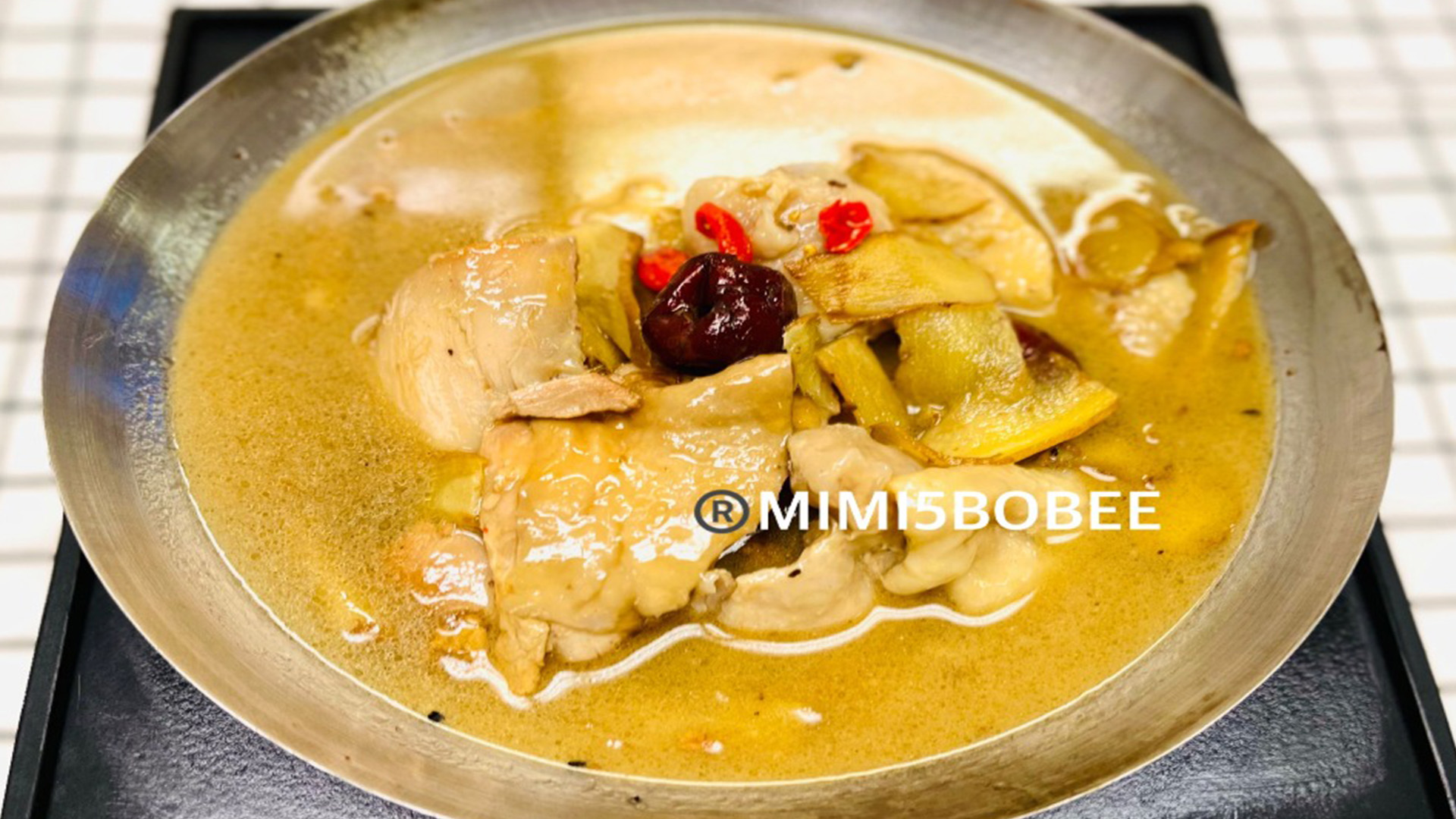 Sesame Oil Chicken Hot Pot at MIMI 5 BOBEE, a Taiwanese restaurant in CA