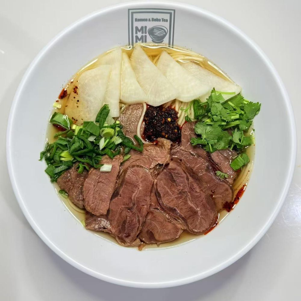 Beef bowl with rice and vegetables from Mimi Ramen & Boba Tea in Lee’s Summit