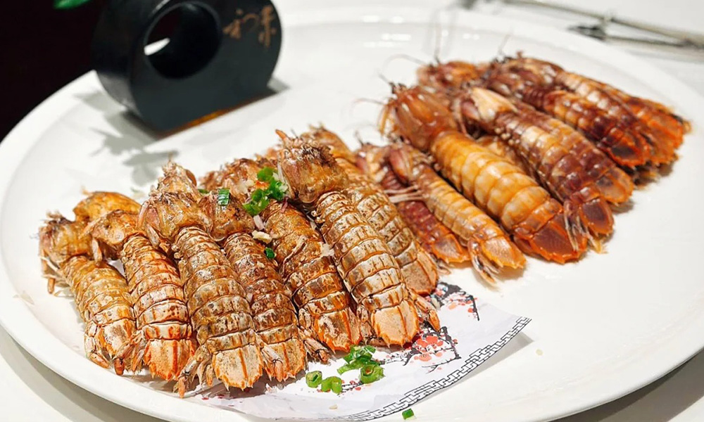Mantis Shrimp at Min Du Sheng Yan 闽都盛宴，a Chinese Restaurant in Queens