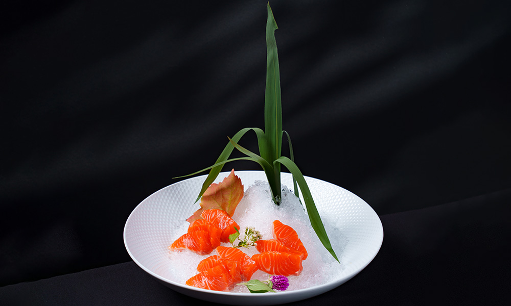 Salmon Sashimi at Min Du Sheng Yan 闽都盛宴，a Chinese Restaurant in Queens