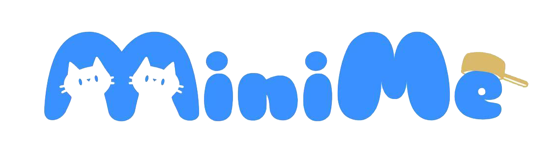 “MiniMe” logo with blue letters, two white cats in the “M”, and a gold cap on the “e”, featuring a cute and playful design.