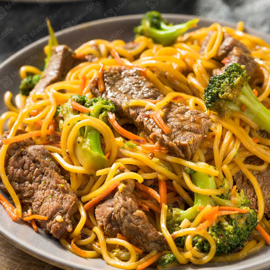 Beef lo mein noodles with broccoli and carrots at Min Yang, a Chinese Restaurant in Brockport