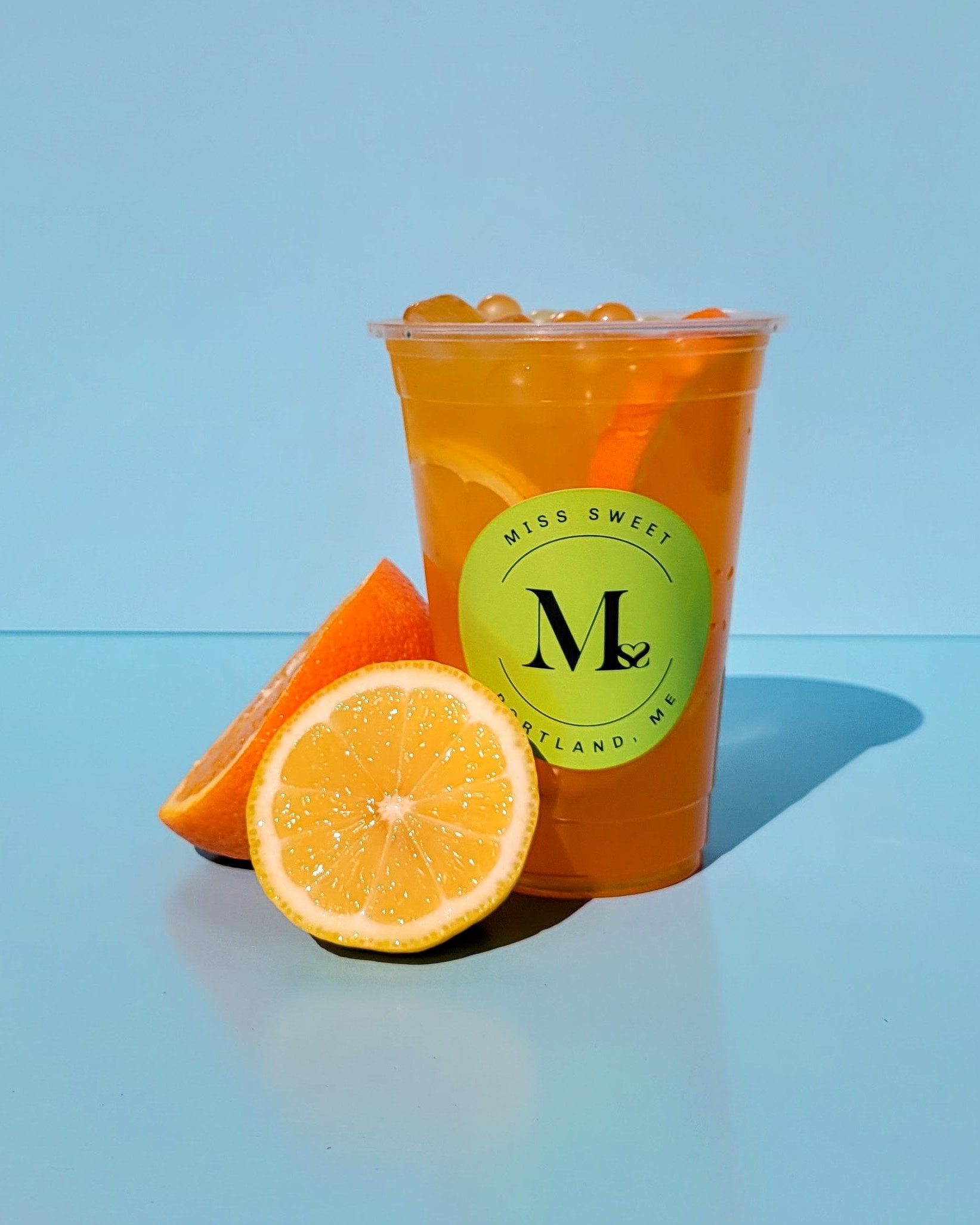 Miss-Sweet-Bubble-Tea-Store-Peach-Pop-and-Fruit-Portland Peach - flavored pop drink with fresh fruit at Miss Sweet Bubble Tea Store in Portland