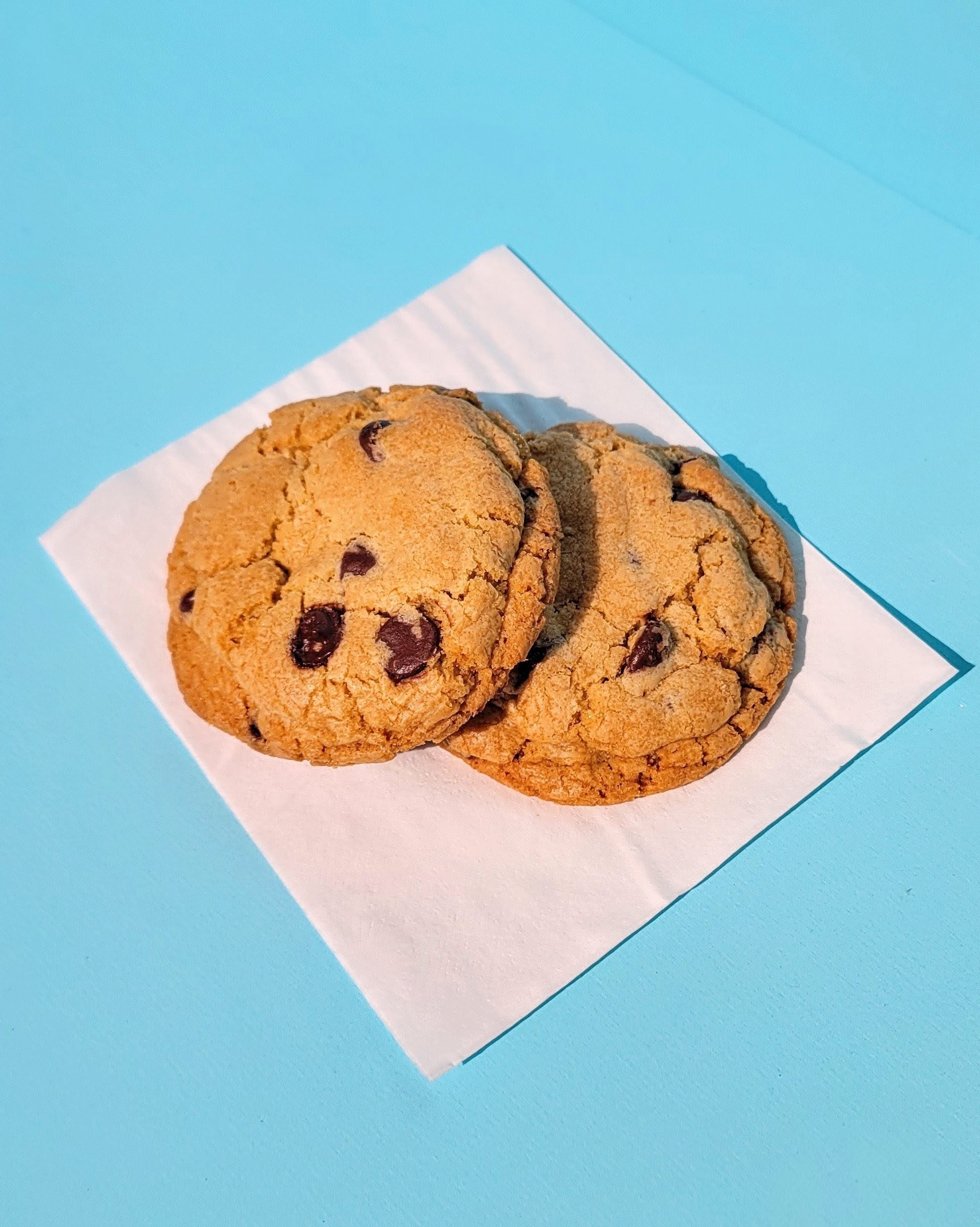 Miss-Sweet-Bubble-Tea-Store-Chocolate-Chip-Cookies-Portland Soft chocolate chip cookies with rich chocolate chunks at Miss Sweet Bubble Tea Store in Portland