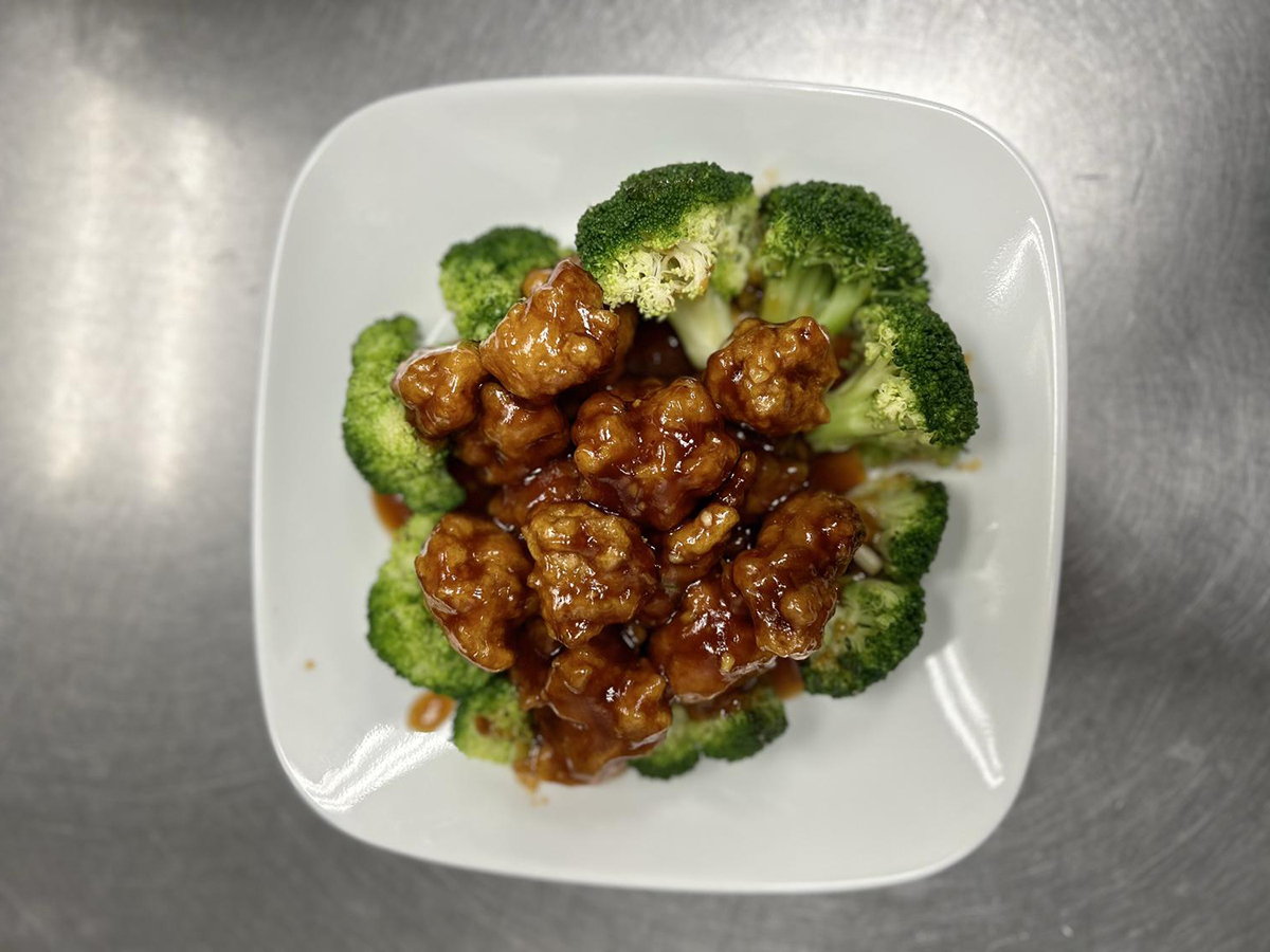 General Tso's chicken with broccoli at Mister Wok Chinese Kitchen, a Chinese Restaurant in Downingtown