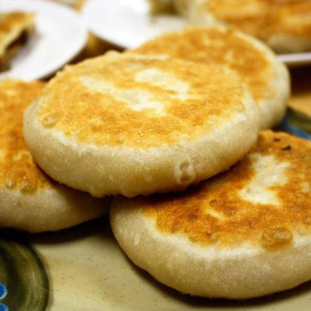 beef and onion pies at New Chicken，a Chinese Restaurant in Oxnard