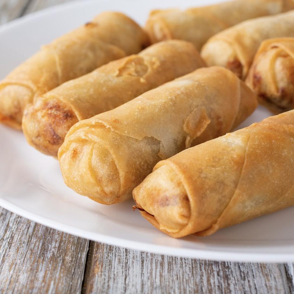 Fried Vegetable Spring Rolls at New Chicken，a Chinese Restaurant in Oxnard