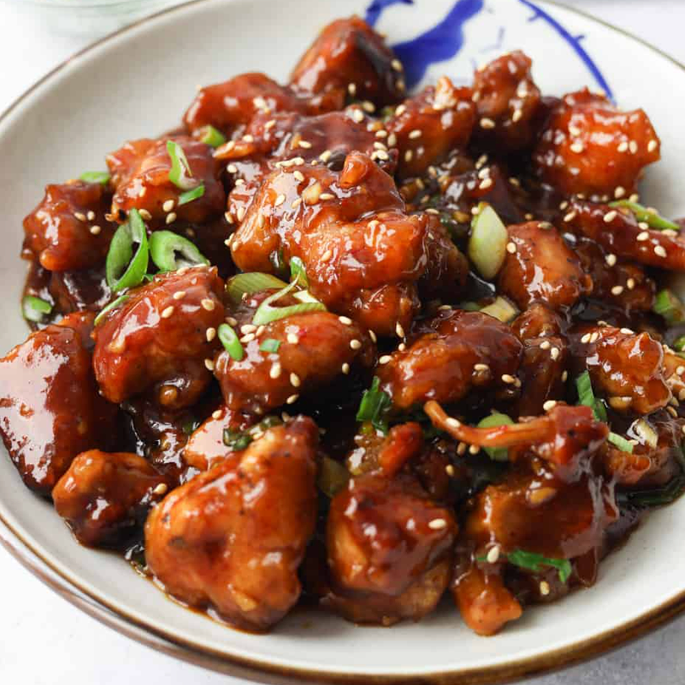 General Tso's Chicken dish at New Chicken，a Chinese Restaurant in Oxnard