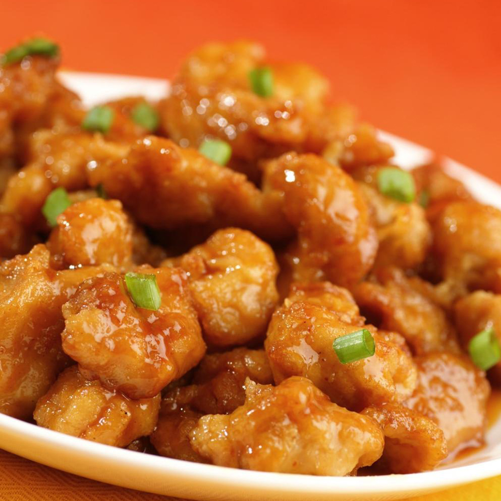 Orange Chicken at New Chicken，a Chinese Restaurant in Oxnard