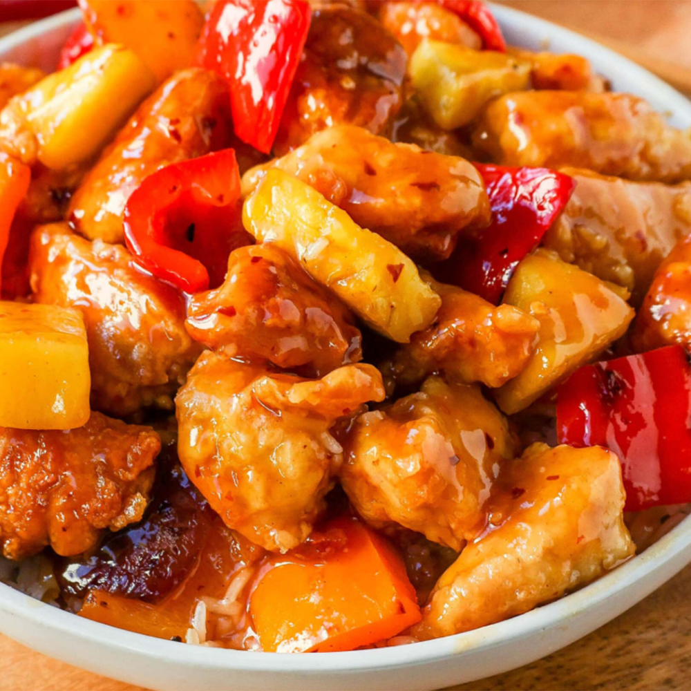 Sweet & Sour Chicken at New Chicken，a Chinese Restaurant in Oxnard