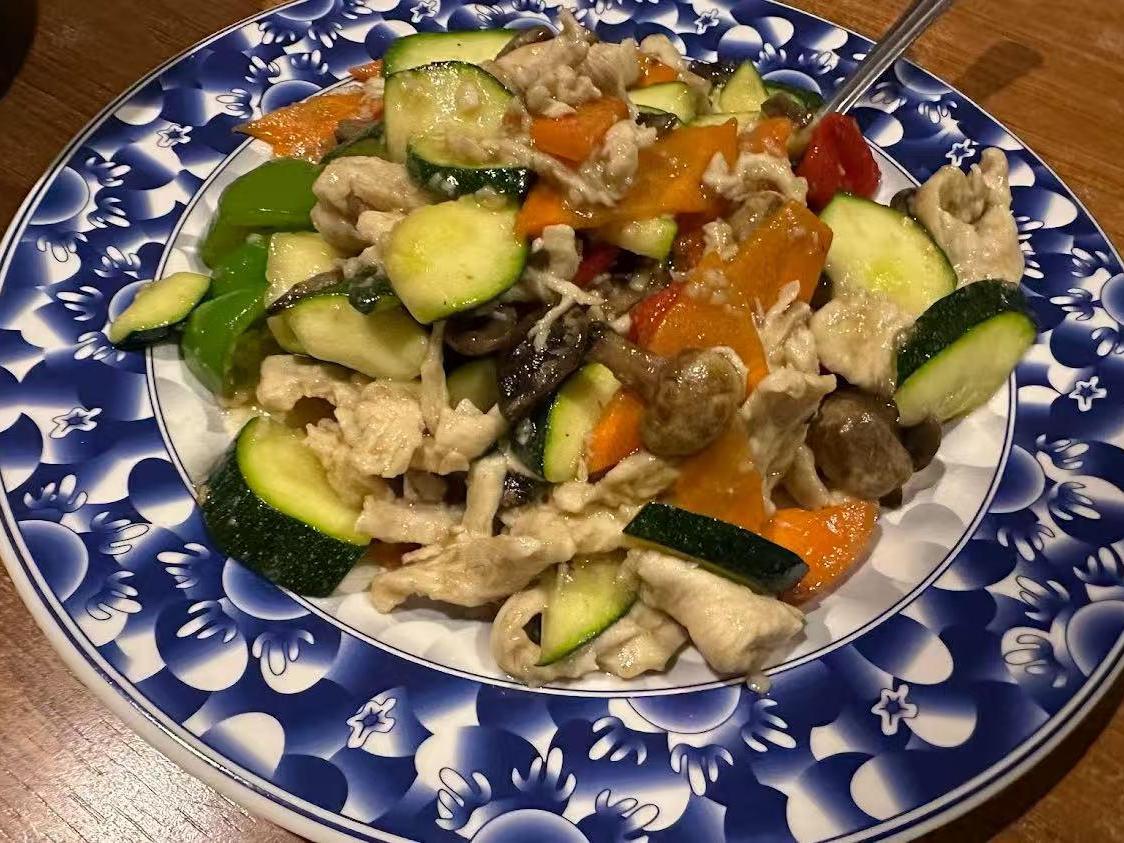 New-Chinatown-Restaurant-Chinese-restaurant-Chicken-Vegetable-Stir-Fry-Jackson Chicken stir - fried with zucchini, peppers and mushrooms at New Chinatown Restaurant, a Chinese restaurant in Jackson