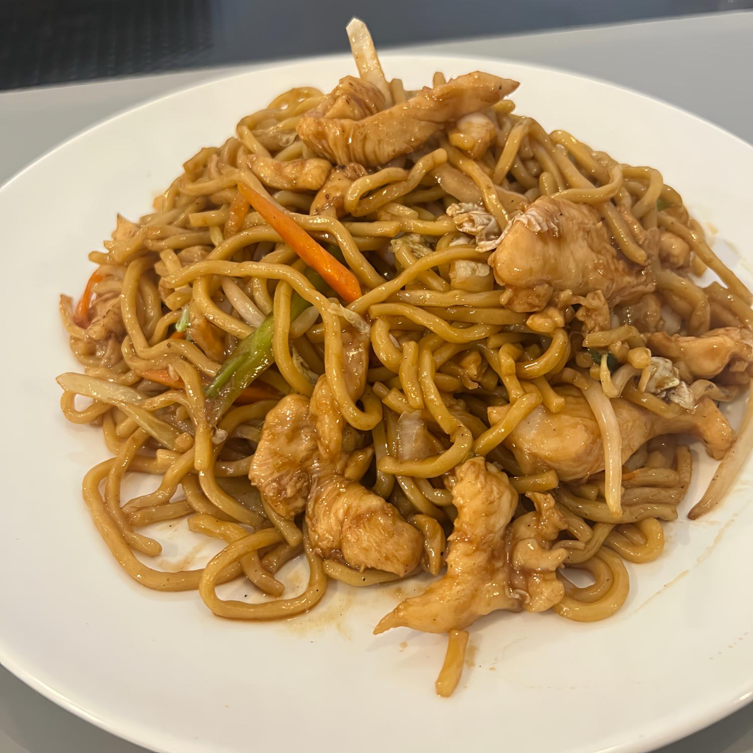 New-Imperial-Chinese-Restaurant-Chicken-Lomein-Easton Stir - fried egg noodles with chicken and veggies at New Imperial, a Chinese Restaurant in Easton