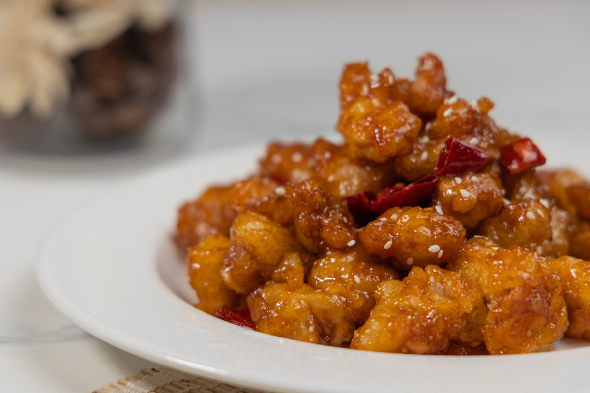 Sweet and Sour Chicken at Northern Cafe Westpark，a Chinese Restaurant in Irvine