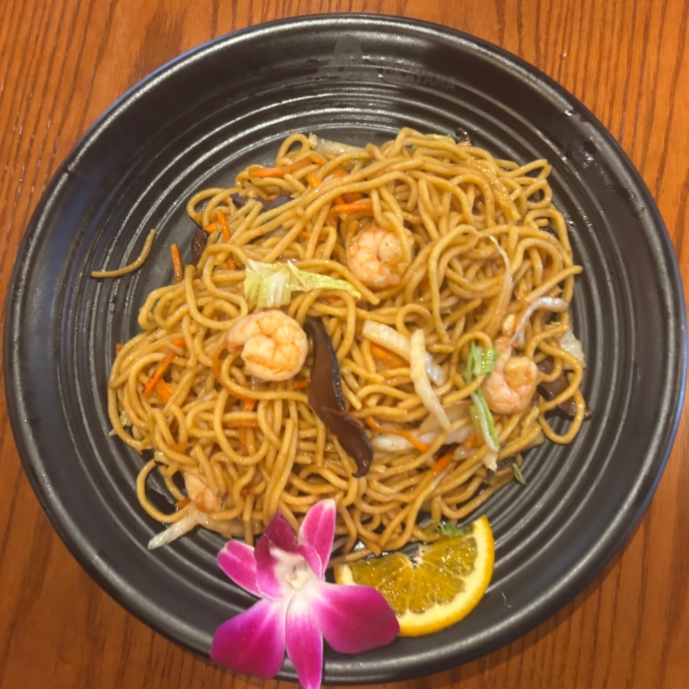 Okayama-Sushi-&-Hibachi-Japanese-Restaurant-Shrimp-Lomein-Orlando Stir-fried noodles with shrimp and veggies at Okayama Sushi & Hibachi, a Japanese Restaurant in Orlando