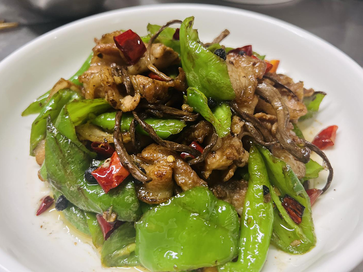 辣之味-Once-More-Chinese-Cuisine-restaurant-Farmer’s-Stir-Fried-Pork-Los-Angeles Farmer's Stir - Fried Pork - Tender pork with green chilies & mushrooms at 辣之味 Once More Chinese Cuisine, a Chinese restaurant in Los Angeles