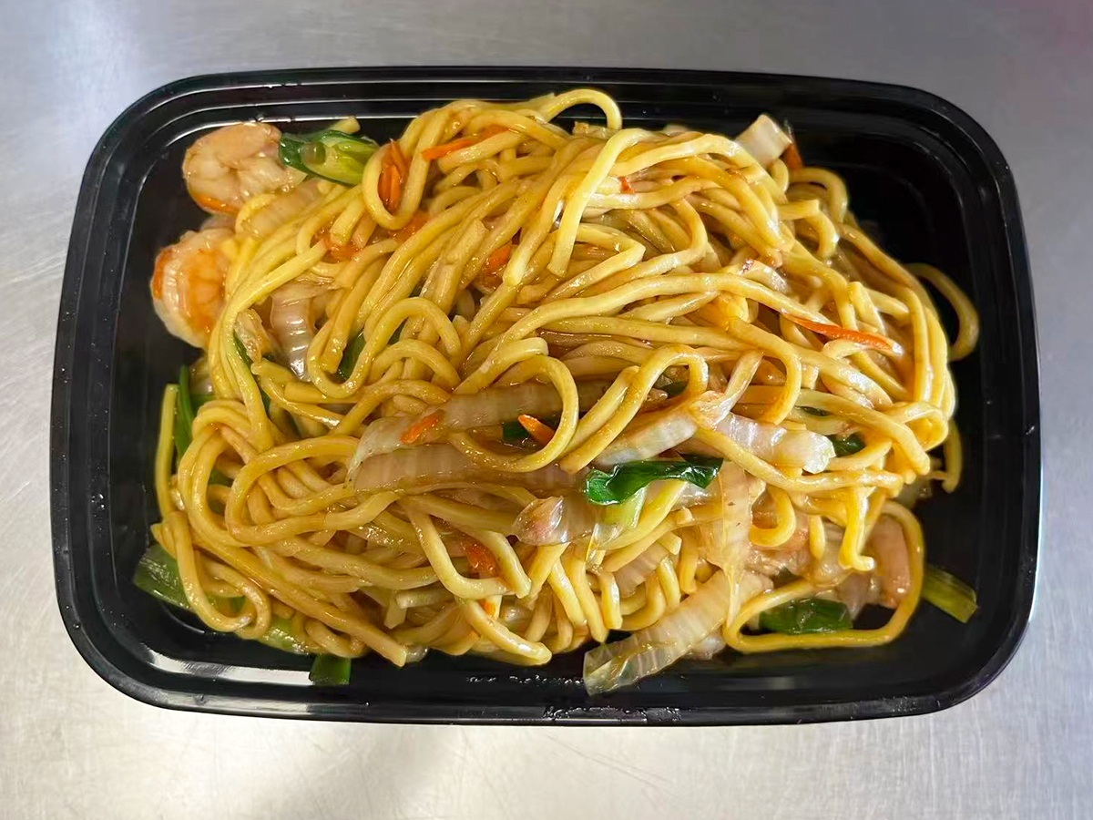 Lo mein with shrimp, chicken, and veggies at Orient Chef, a Asian Restaurant in Davie