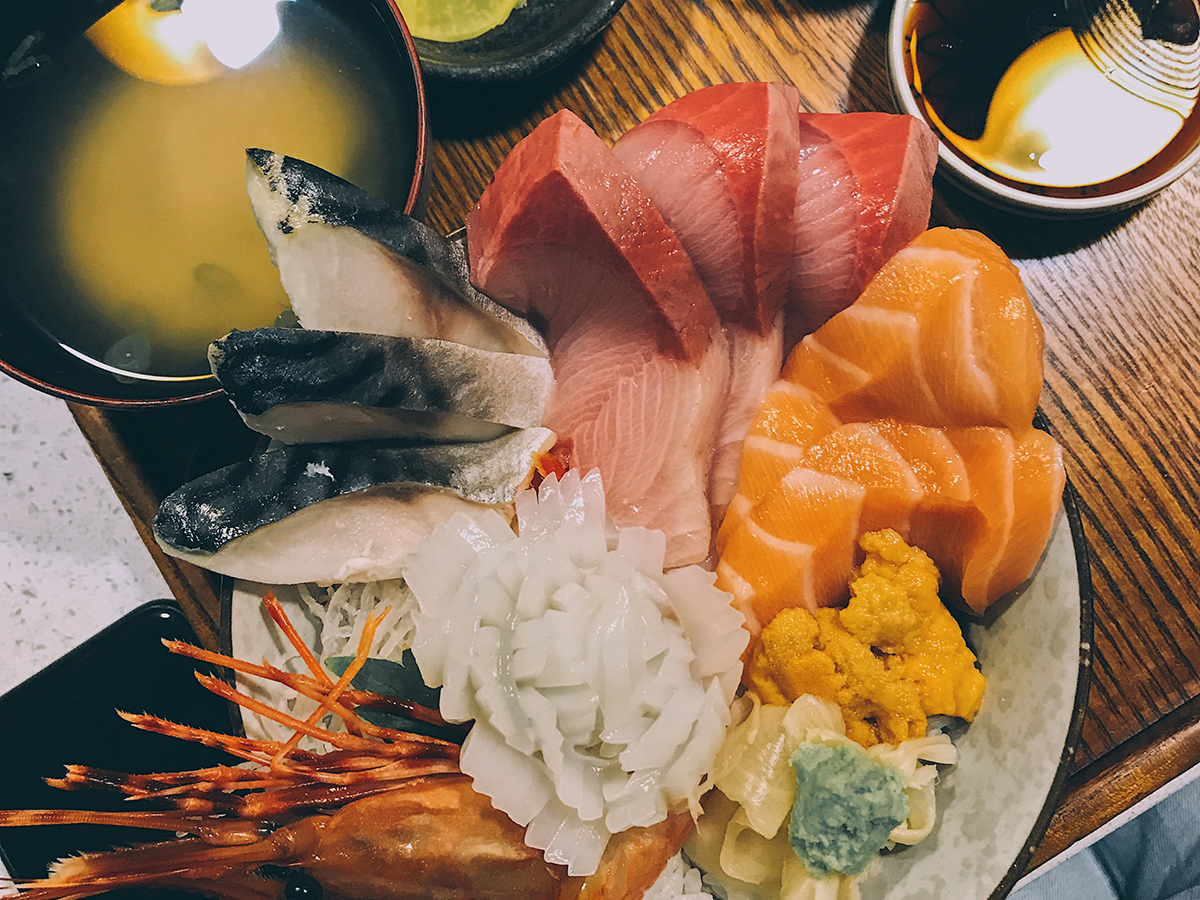 Assorted sashimi platter with tuna, salmon, uni, and mackerel at Oroshi Sushi Omakase, a Japanese Restaurant in Philadelphia