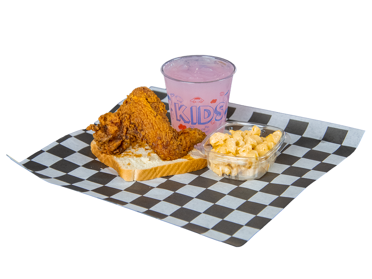 Owens-Hot-Chicken-American-Fast-Casual-Restaurant-Kids'-meal-Cheyenne Kids' meal featuring fried chicken wings, macaroni and pink drink at Owens Hot Chicken, a Chinese Restaurant in Cheyenne