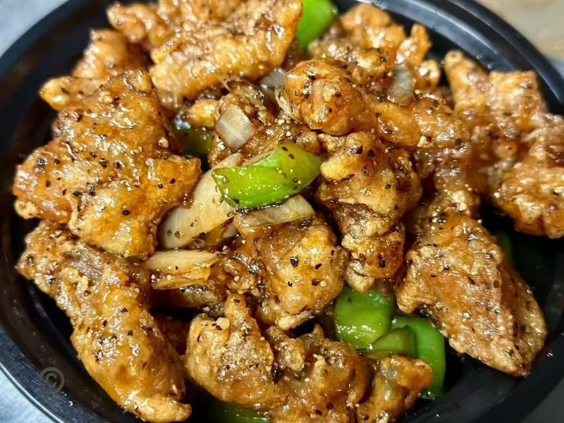 Tender chicken with black pepper and veggies at Panda Buffet Chinese Food, a Chinese Restaurant in Willoughby