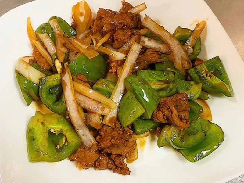 Tender beef stir-fry with green peppers and onions at Panda Hibachi, a Chinese Restaurant in Duncan