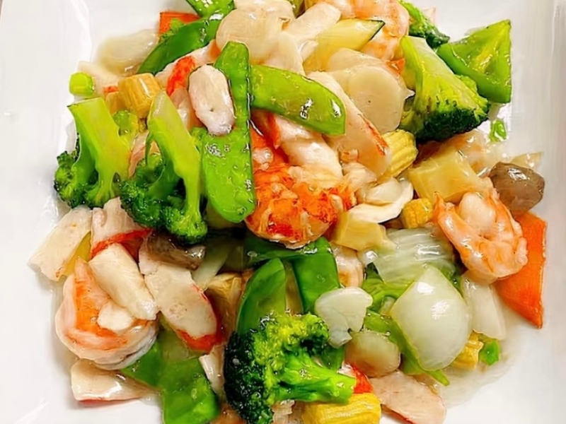 Colorful seafood stir-fry with shrimp, scallops, and veggies at Panda Hibachi, a Chinese Restaurant in Duncan