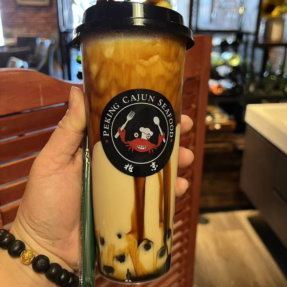 bubble milk tea at Mr ging chop suey, a Chinese restaurant in Chicago