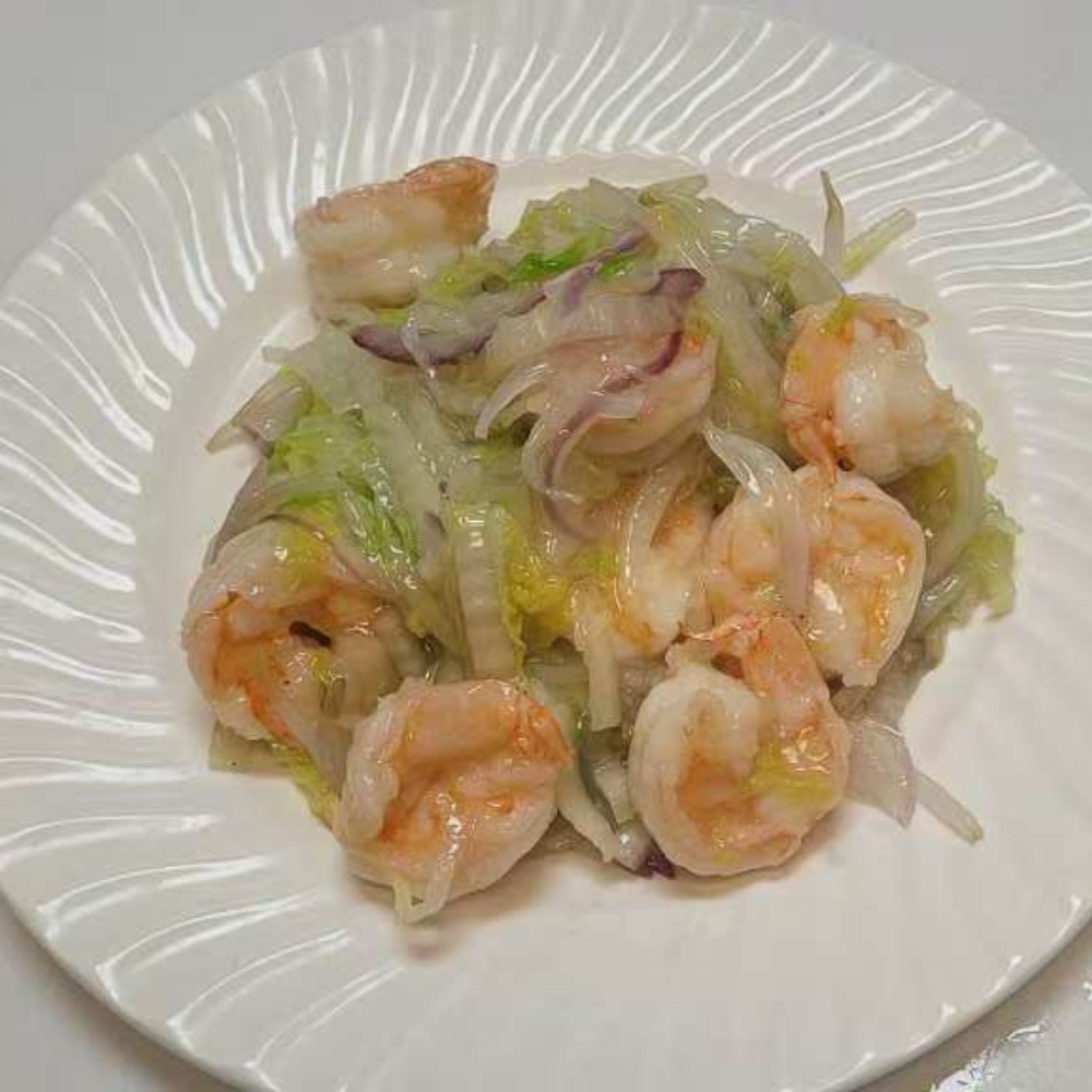 Shrimp and veggies stir-fried together at PHO 1, a Vietnamese Restaurant in Flanders.