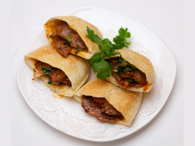 Beef stuffed sesame flatbreads at Prince Dumpling, a Chinese Restaurant in Rosemead