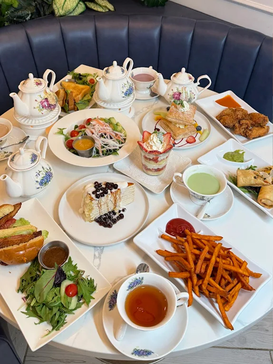 Fruit Toast at Prince Tea House, a Brunch Restaurant in Metaurie